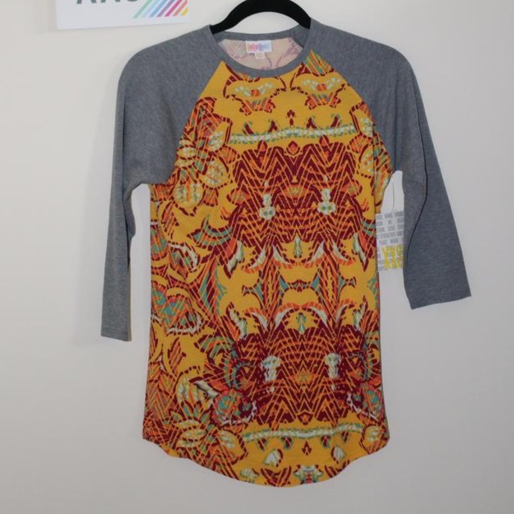 LuLaRoe Randy baseball shirt, XXS